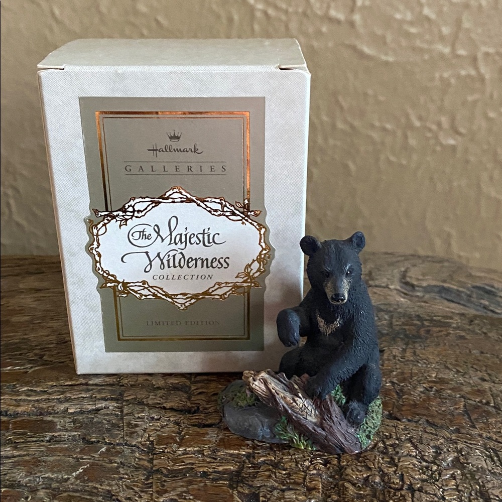 🐾Vintage🐾Hallmark Limited Edition Majestic Wilderness Collection Black Bear - Picture 7 of 10